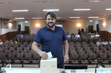 Foto - Reunião Ordinária do dia 17 de dezembro de 2018 e eleição da Mesa Diretora do Legislativo Municipal para o ano de 2019