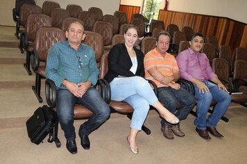 Foto - FOTOS DA REUNIÃO PROMOVIDA PELA 15º REGIONAL DE SAÚDE DE MARINGÁ