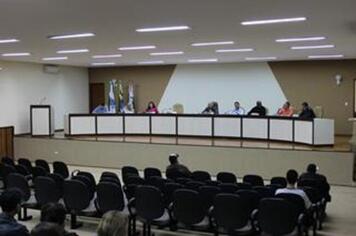 DESTAQUES DA SESSÃO ORDINÁRIA DE 18 DE MAIO DE 2015