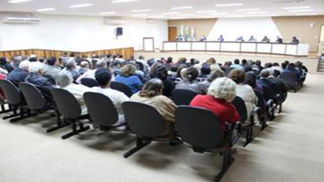Vereadores aprovam projeto de lei do PME